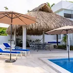 Villa Majum Ocean View Acapulco 5 Bedrooms