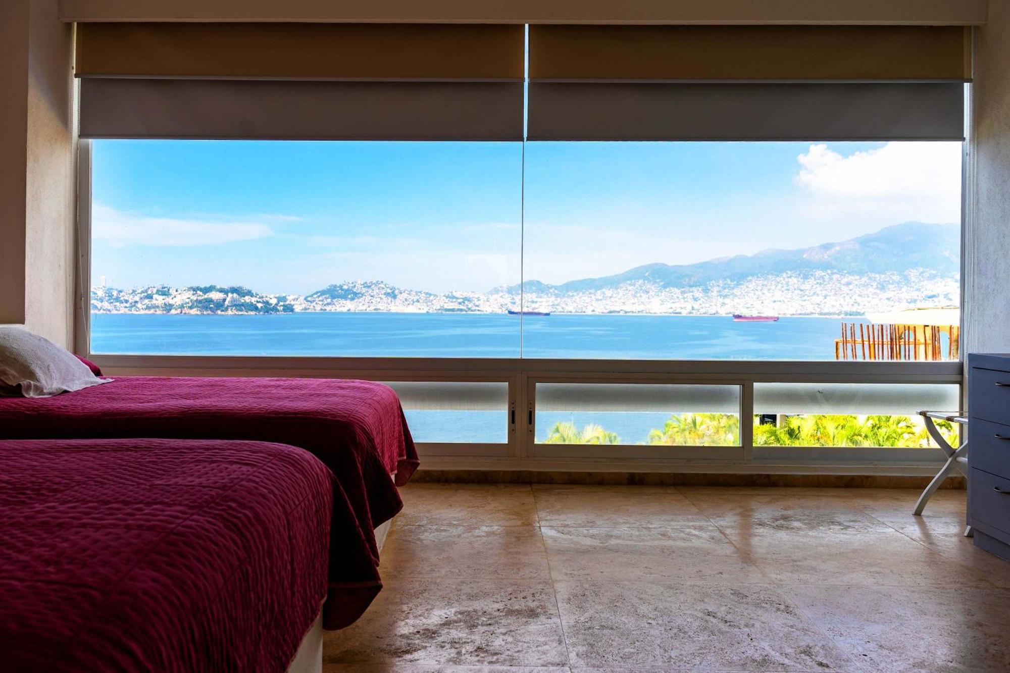 Villa Majum Ocean View 5 Bedrooms *